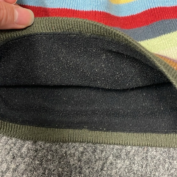 Carhartt Womens Beanie Hats Lot of 2 stripes reversaible fleece red colorful - Picture 4 of 5